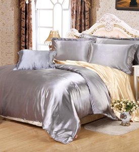 Атласное постельное белье на резинке полуторное Moka Textile Серебряно-золотое 10% хлопок, 20% вискоза, 70% полиэстер