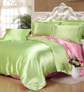 Атласное постельное белье на резинке полуторное Moka Textile Оливково-розовое 10% хлопок, 20% вискоза, 70% полиэстер