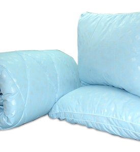 Одеяло TAG лебяжий пух Голубое + подушки 50х70 фото