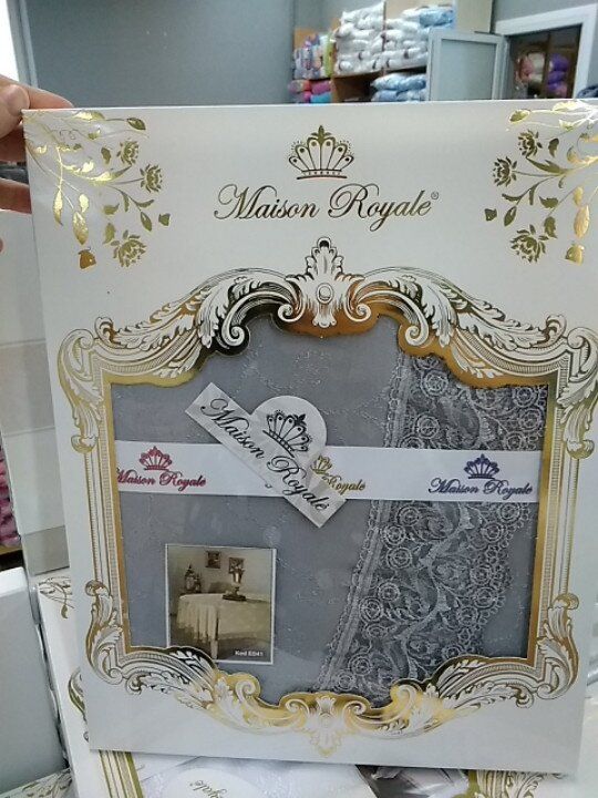 Скатерть Maison Royal К.Д.К. Gri овальная кружево фото