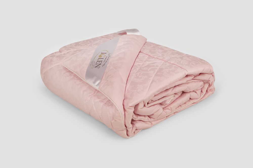 Одеяло IGLEN из овечьей шерсти в жаккардовом дамаске демисезонное фото